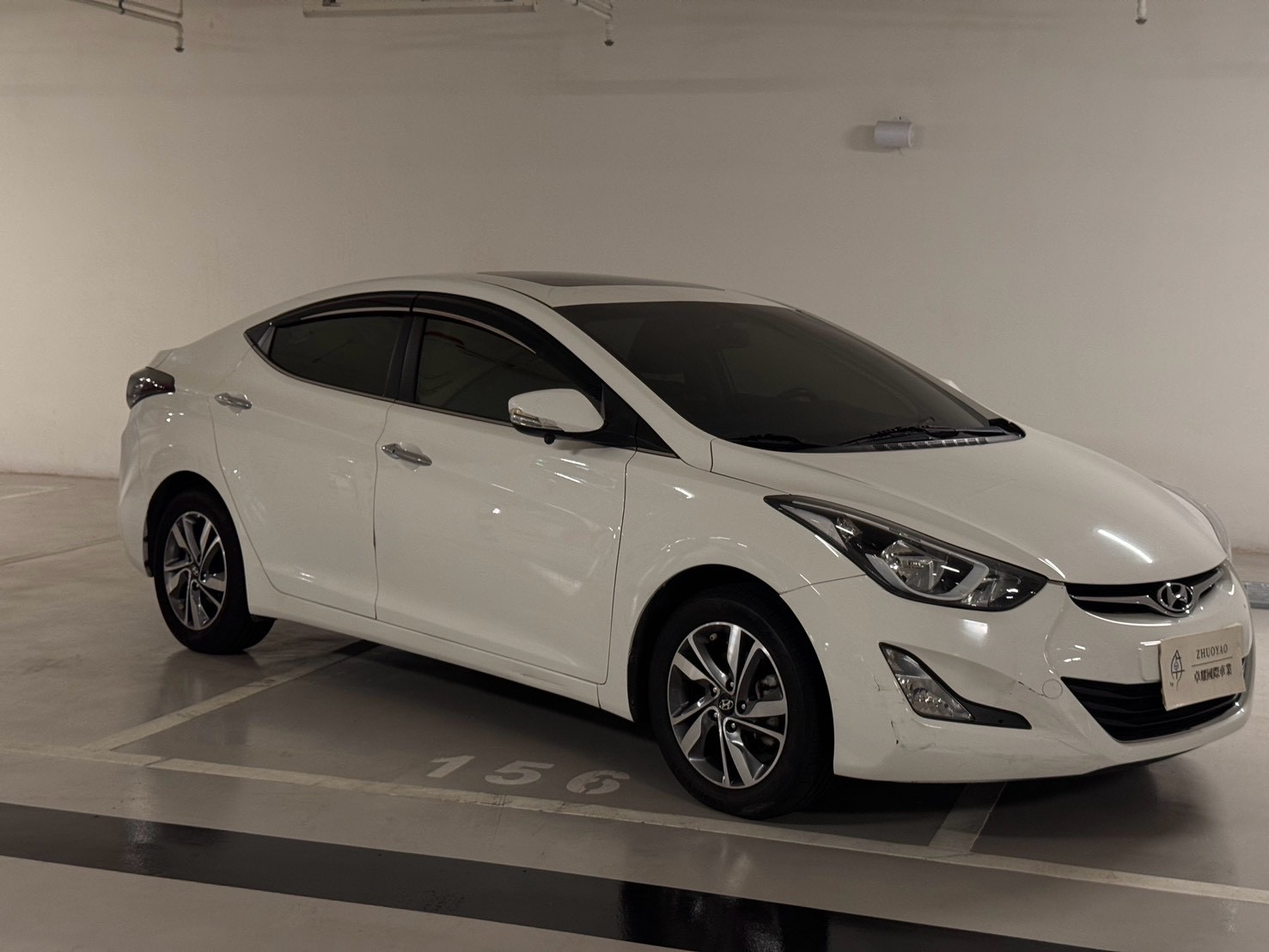 HUNDAI Elantra EX 實車照片 1