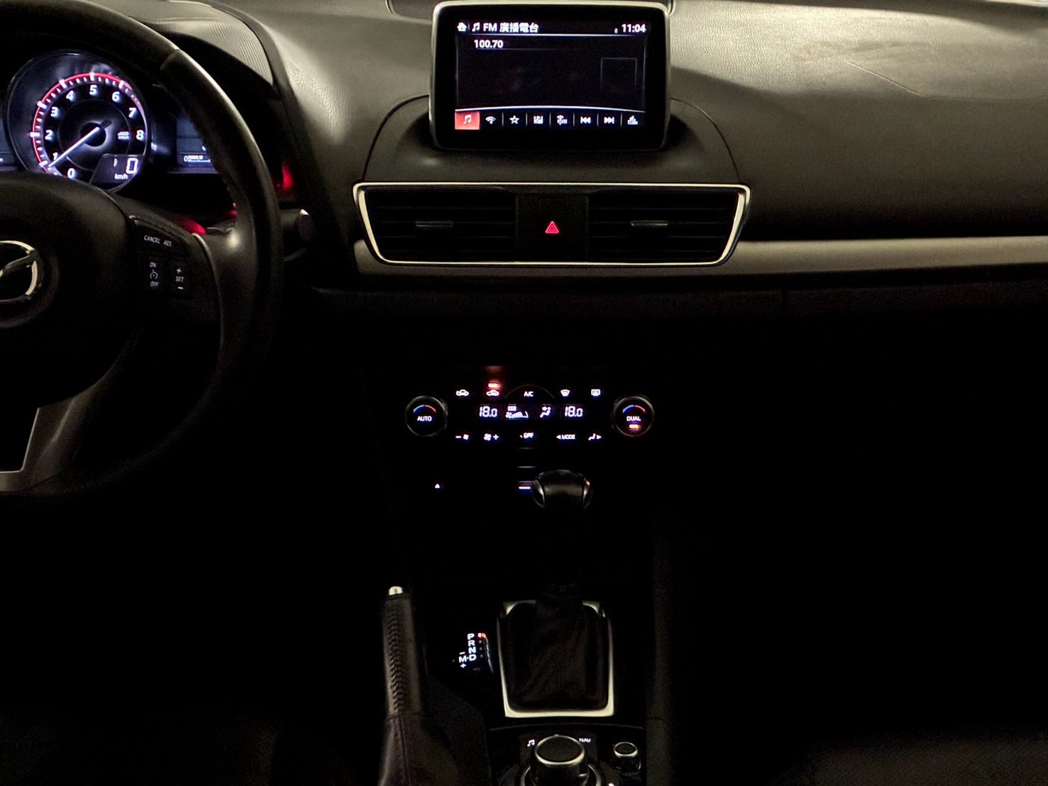 MAZDA Mazda 3 實車照片 10