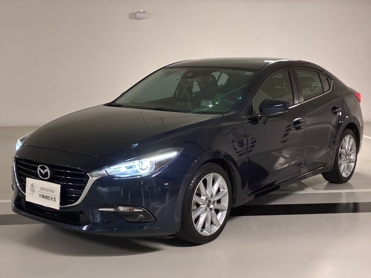 2015 MAZDA Mazda3