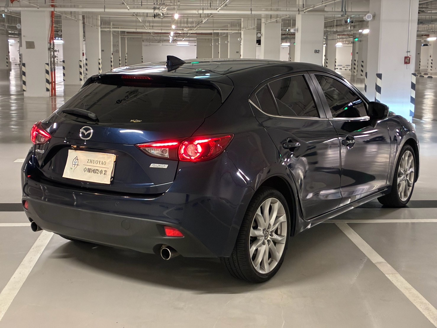 MAZDA Mazda 3 實車照片 3