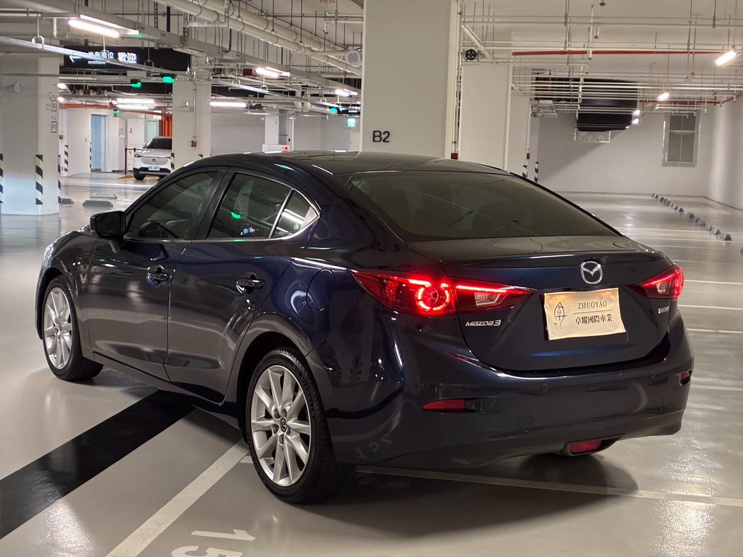 MAZDA Mazda3 實車照片 4
