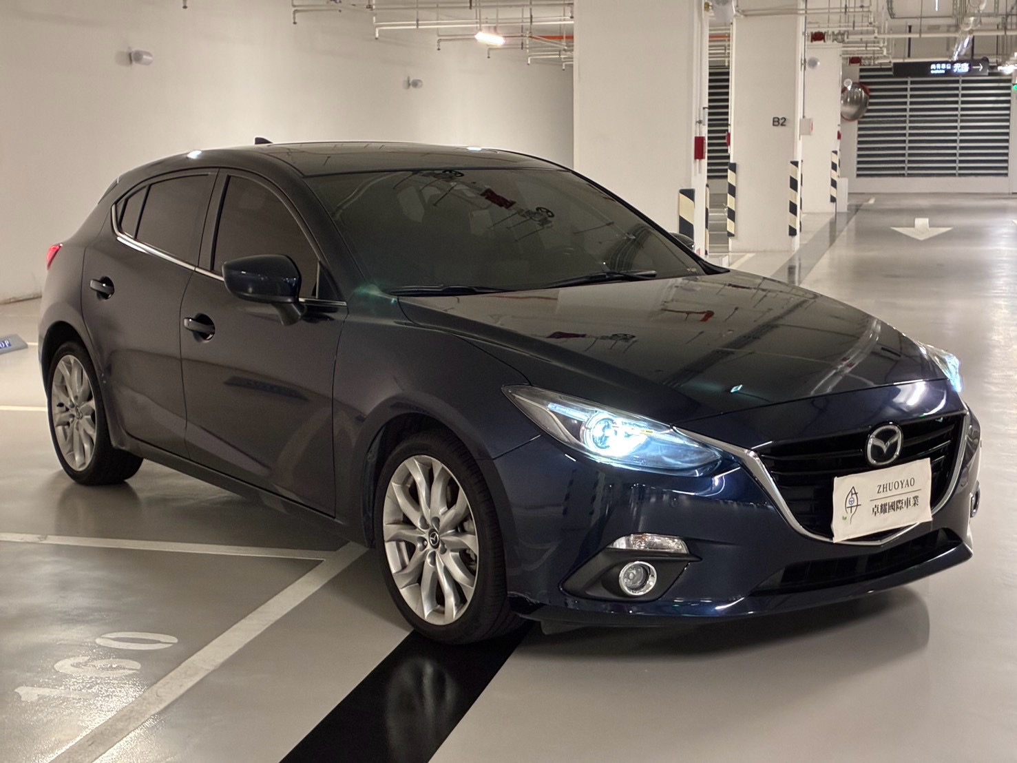 MAZDA Mazda 3 實車照片 2