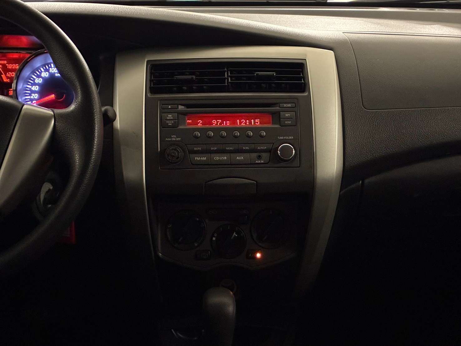 NISSAN LIVINA 實車照片 4