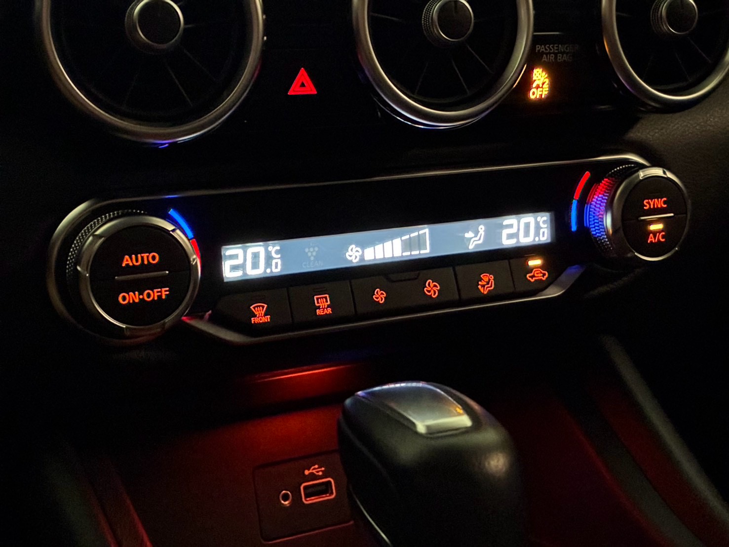 NISSAN SENTRA 尊爵智駕版 實車照片 6