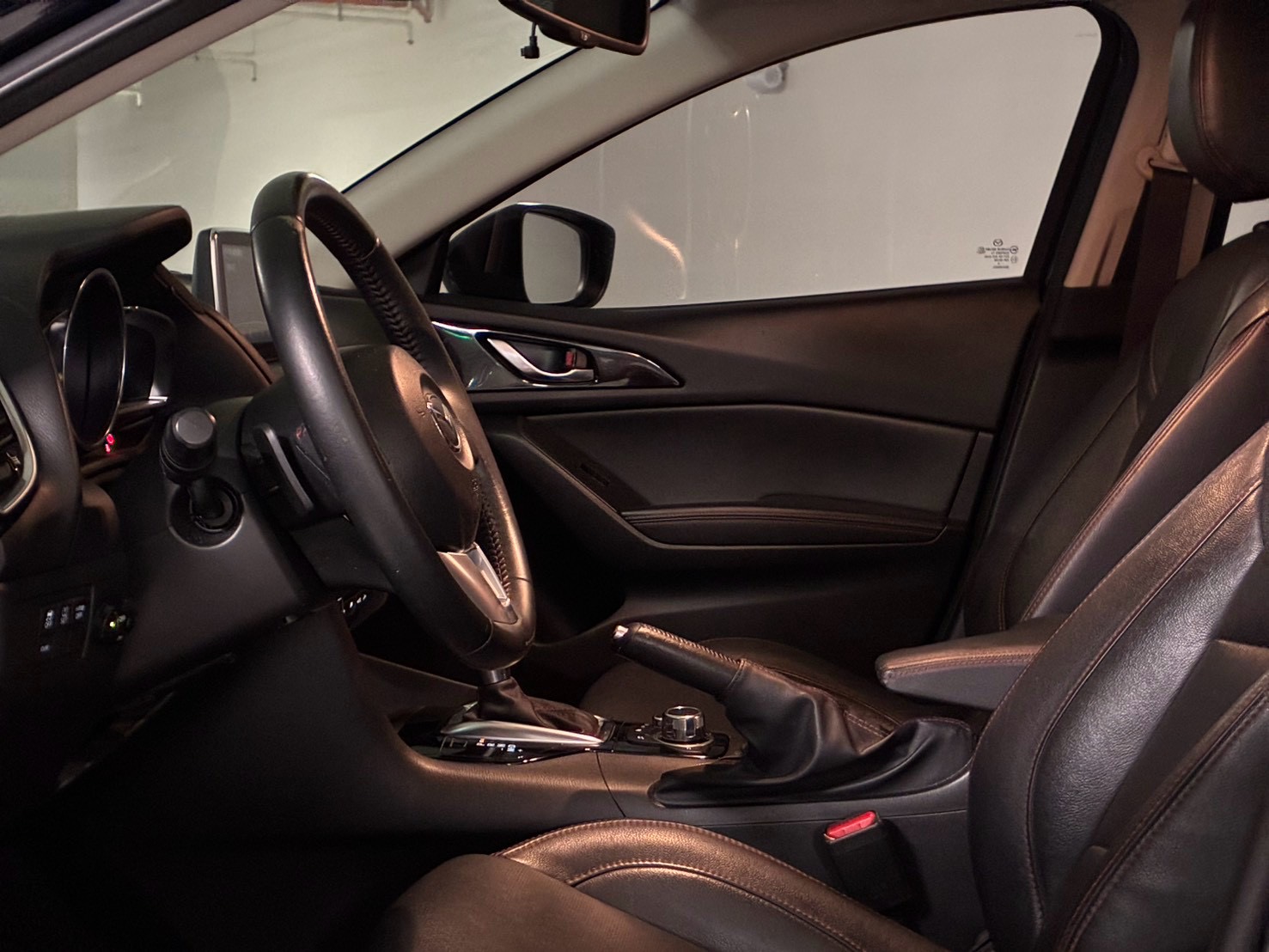 MAZDA Mazda 3 實車照片 7