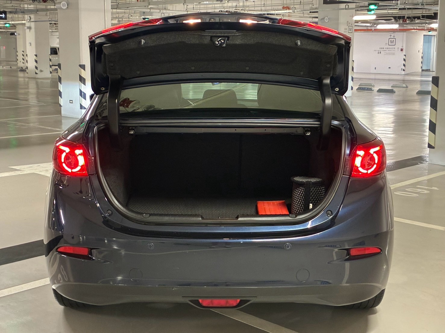 MAZDA Mazda3 實車照片 5